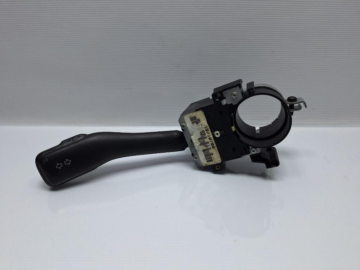 Maneta semnalizare VOLKSWAGEN GOLF IV 1J1 1997 - 2007 TDI ATD, AXR 8L0953513G