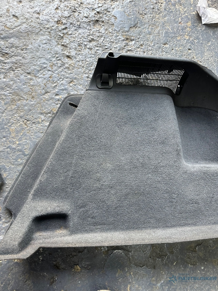 Laterale portbagaj stânga dreapta  AUDI A3 II Sportback 8PA 2004 - 2015 TDI BKC, BLS, BXE 8P4863879E 9BT / 8P4863880 9BT