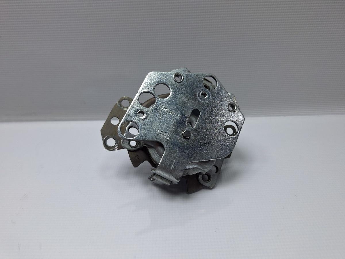 Mecanism reglaj inaltime scaun dreapta VOLKSWAGEN GOLF VAN IV Variant 1J5 1999 - 2006 TDI AGR, ALH 1J0881054D