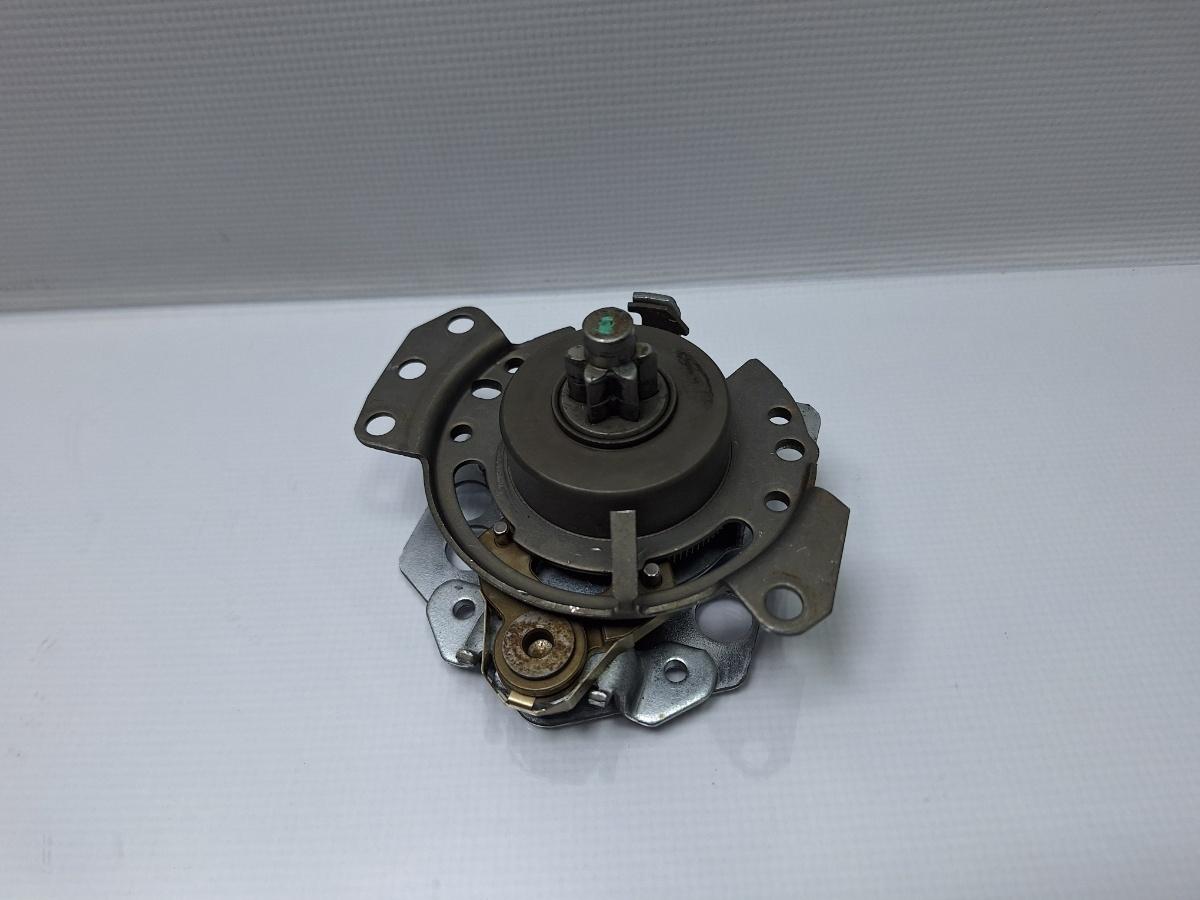 Mecanism reglaj inaltime scaun dreapta VOLKSWAGEN GOLF VAN IV Variant 1J5 1999 - 2006 TDI AGR, ALH 1J0881054D