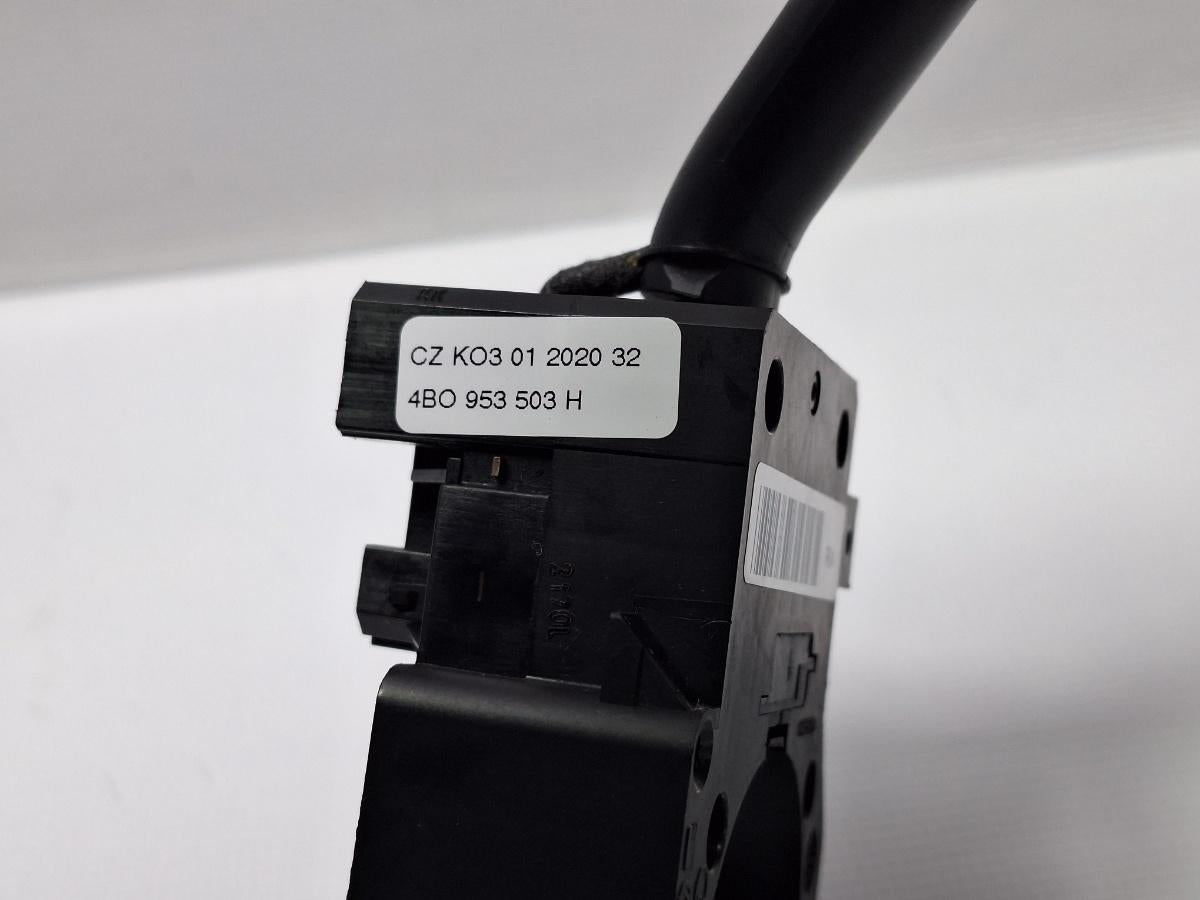 Maneta actionare stergatoare VOLKSWAGEN GOLF VAN IV Variant 1J5 1999 - 2006 TDI AGR, ALH 4B0953503H