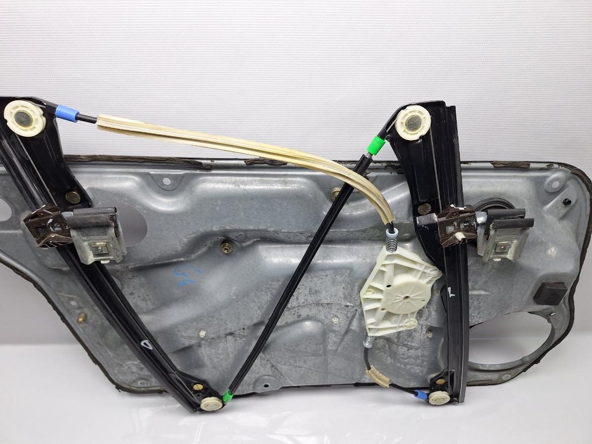 Macara Geam dreapta fata VOLKSWAGEN GOLF VAN IV Variant 1J5 1999 - 20061.9 TDI AGR, ALH 1J4837756F