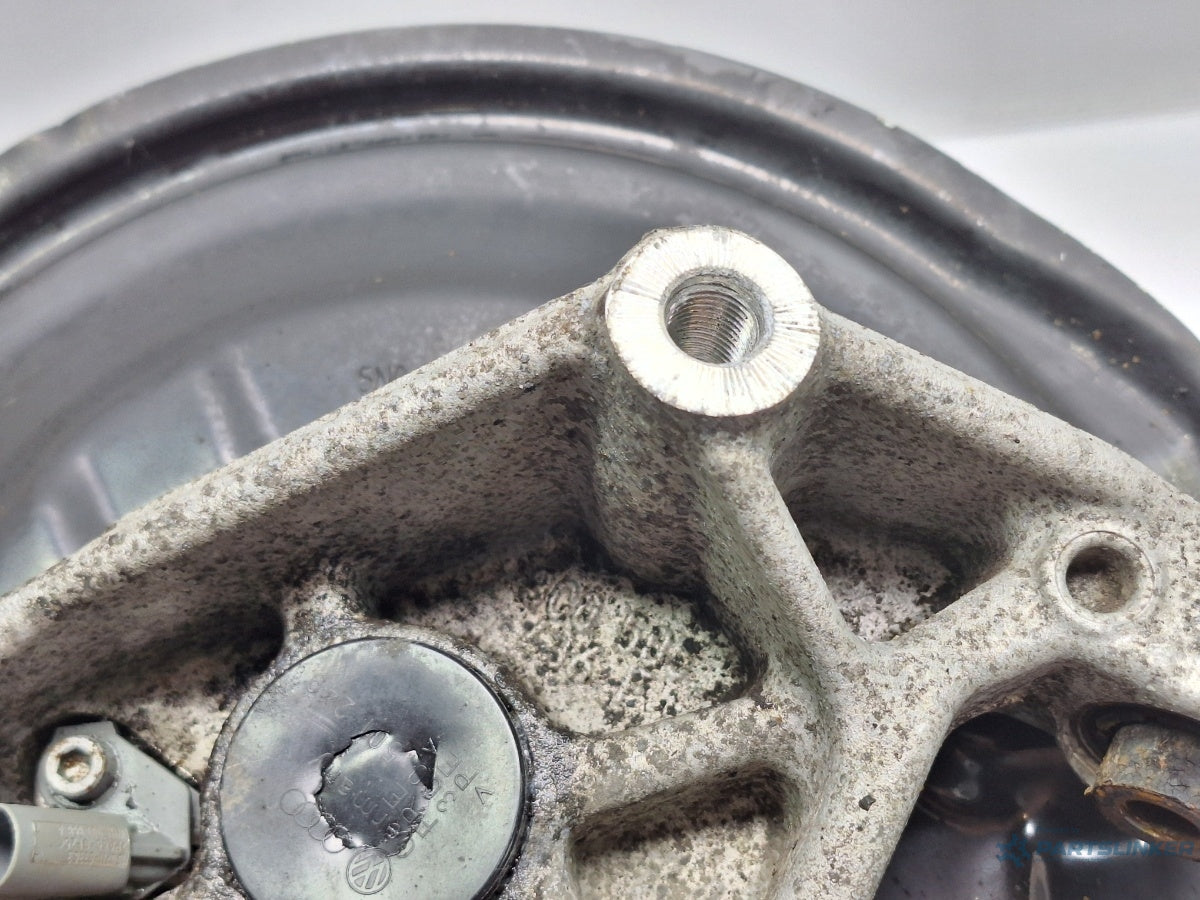 Fuzetă dreapta spate VOLKSWAGEN PASSAT 362 2010 - 2014 TDI CFFB 3C0505436F