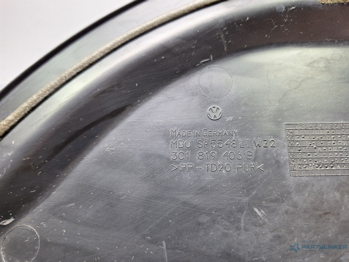 Grila stergatoare stanga VOLKSWAGEN PASSAT Variant 3C5 2005 - 2011 TDI CAYC 3C1819403B
