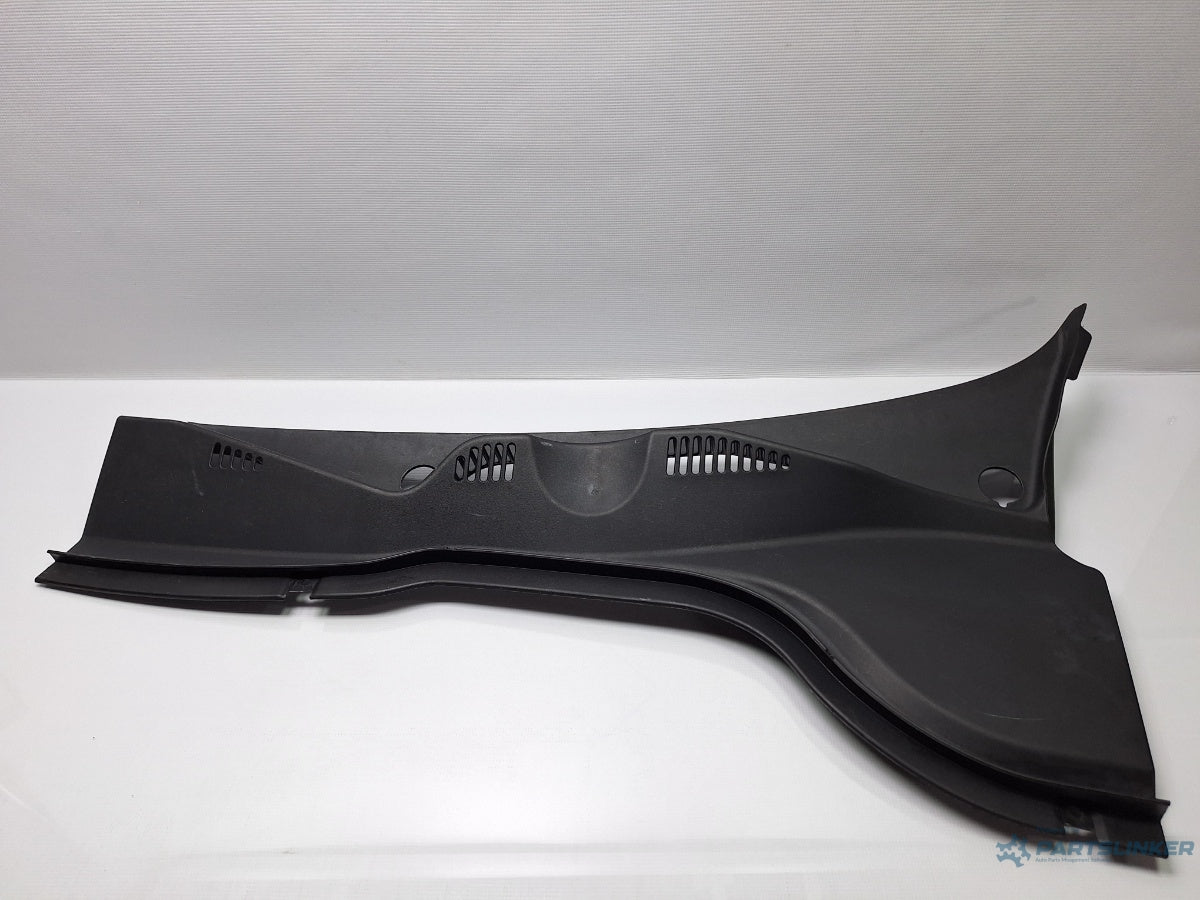 Grila stergatoare stanga VOLKSWAGEN PASSAT Variant 3C5 2005 - 2011 TDI CAYC 3C1819403B