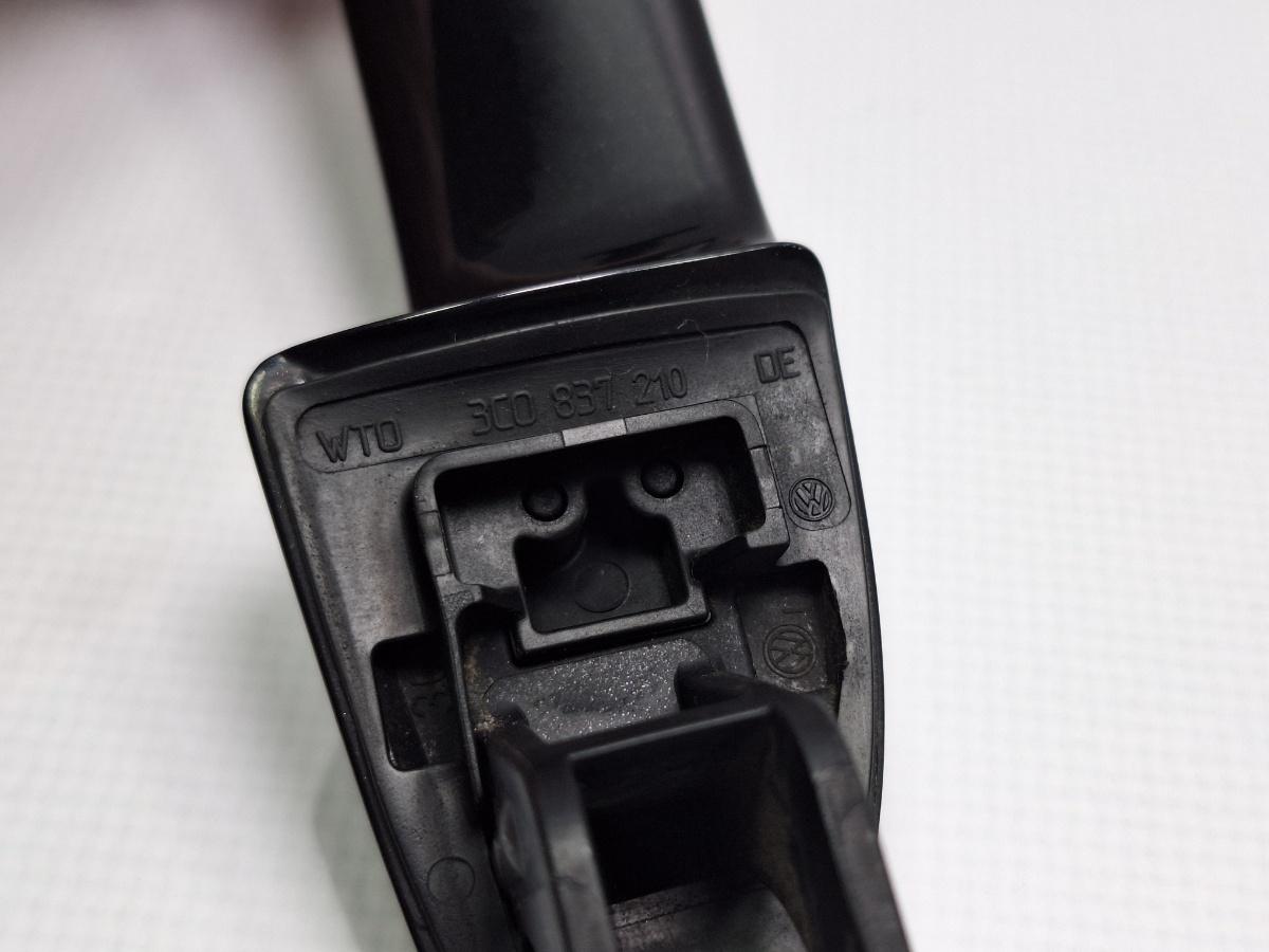 Maner usa dreapta VOLKSWAGEN PASSAT Variant 3C5 2005 - 2011 TDI CAYC 3C0837210