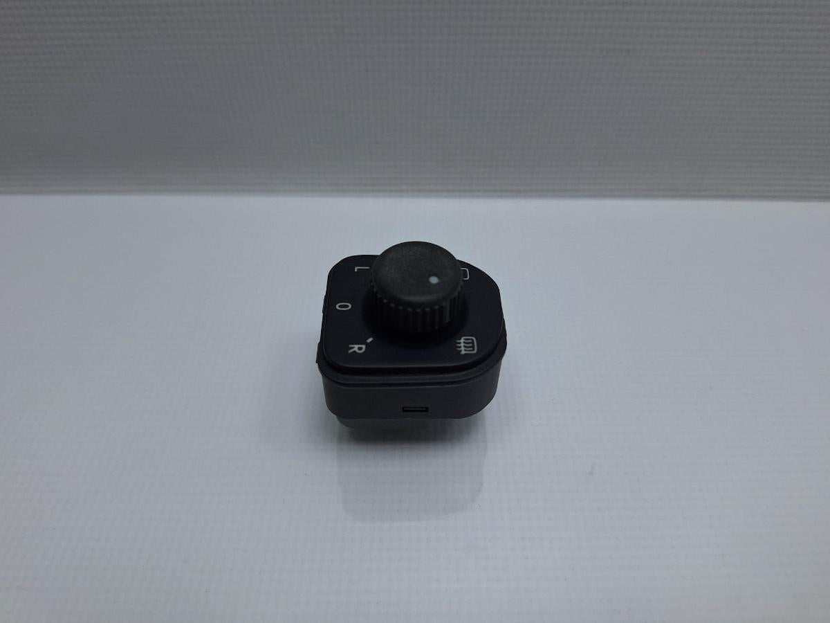 Buton reglaj oglinzi VOLKSWAGEN PASSAT Variant 3C5 2005 - 2011 TDI CAYC 1K0959565J