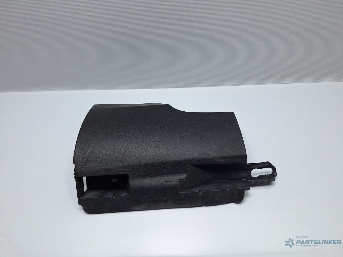 Terminal prag dreapta spate VOLKSWAGEN PASSAT Variant 3C5 2005 - 2011 TDI CAYC 3C0853898