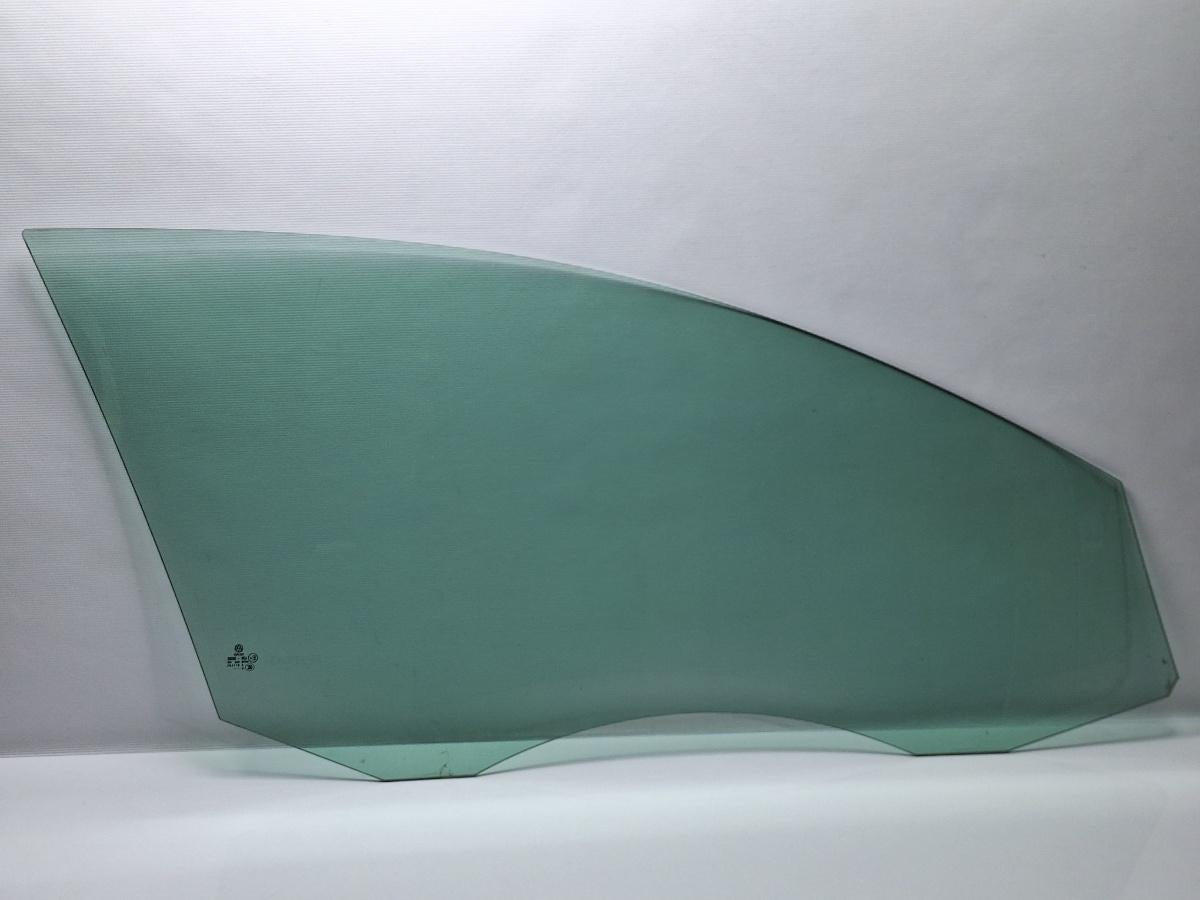 Geam usa stanga fata VOLKSWAGEN PASSAT Variant 3C5 2005 - 2011 TDI CAYC 3C4845201B , 43R-00082