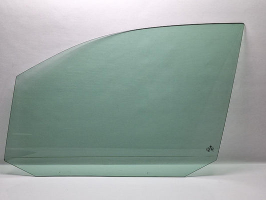 Geam usa stanga VOLKSWAGEN CADDY III Estate 2KB, 2KJ, 2CB, 2CJ 2004 - 2015 TDI BJB, BLS SAINT-GOBAIN 43R-001057 2K0845201C