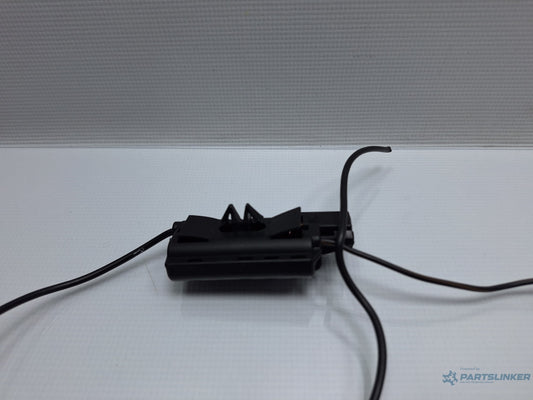 Amplificator antena VOLKSWAGEN PASSAT 362 2010 - 2014 TDI CFFB 3AA035570A