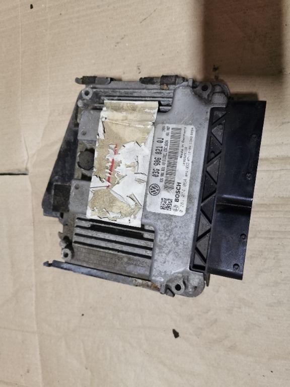 Calculator motor ECU  VOLKSWAGEN GOLF V Variant 1K5 2007 - 2009 1.9 TDI BLS, BXE 03G906021QJ , 03G906021AB