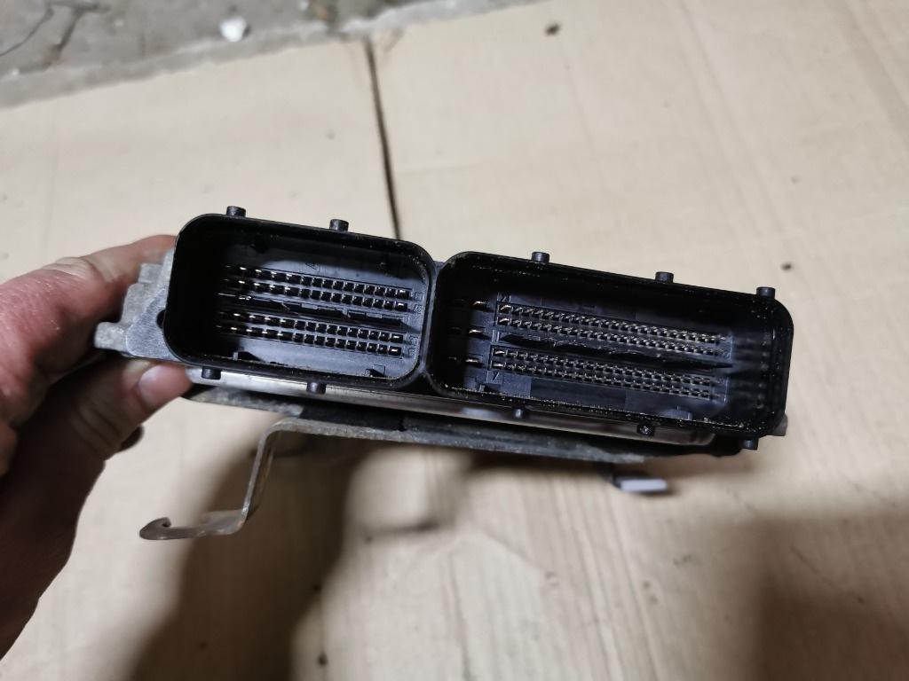 Calculator motor ECU  VOLKSWAGEN GOLF V Variant 1K5 2007 - 2009 1.9 TDI BLS, BXE 03G906021QJ , 03G906021AB