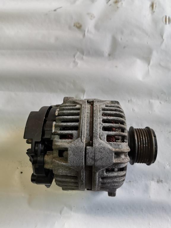 Alternator 90A  VOLKSWAGEN GOLF IV 1J1 1997 - 2007 1.9 TDI ASZ BOSCH 0124325001 038903023L