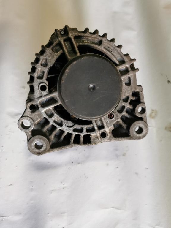 Alternator 90A  VOLKSWAGEN GOLF IV 1J1 1997 - 2007 1.9 TDI ATD, AXR BOSCH 0124325001381 038903023L