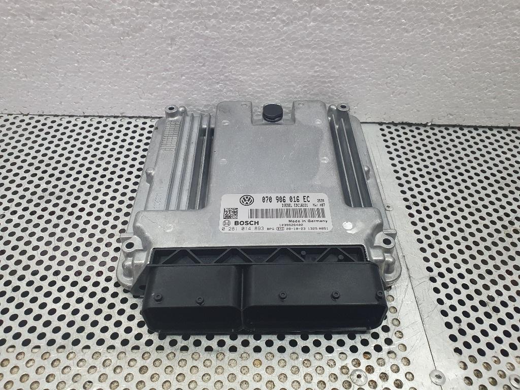 Calculator ECU motor VOLKSWAGEN TRANSPORTER V T5 2006 - 2009 2.5 TDI BNZ BOSCH 0281014893 070906016EC