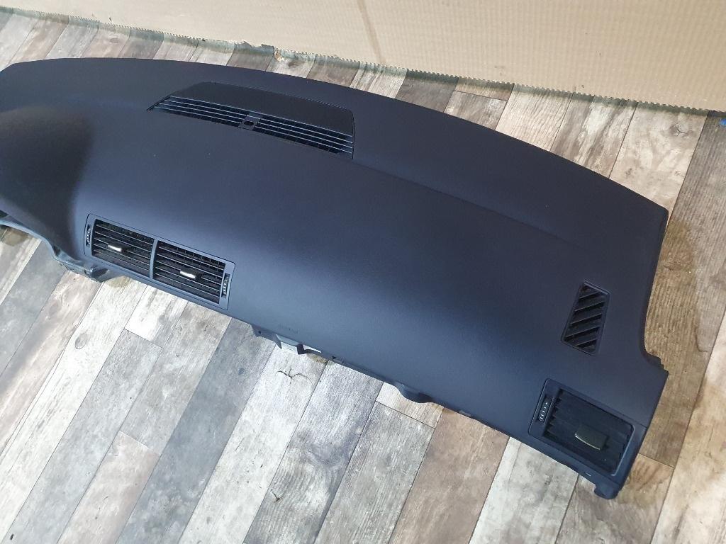 Plansa de bord albastra AUDI A4 II 8E2, B6 2000 - 2005 2.0 2.0 ALT 8E1858041