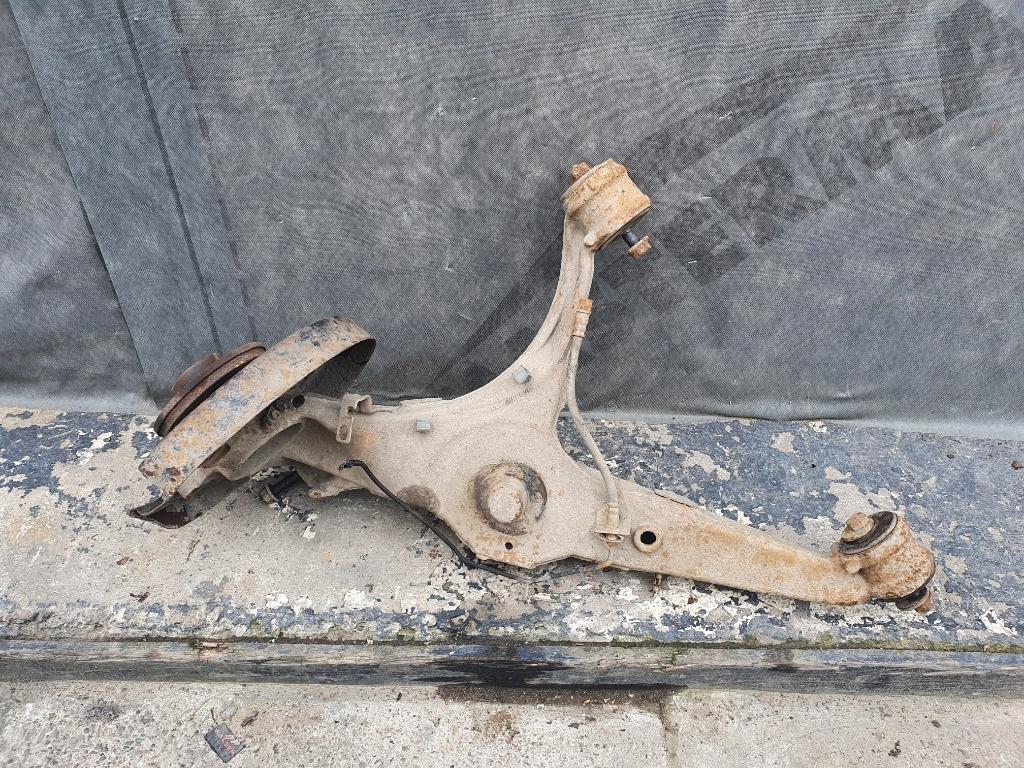 Brat cu fuzeta stanga spate VOLKSWAGEN TRANSPORTER IV Bus 70XB, 70XC, 7DB, 7DW, 7DK 1990 - 2 2.5 2.5 AAF, ACU, AEN, AEU 7H0501413D
