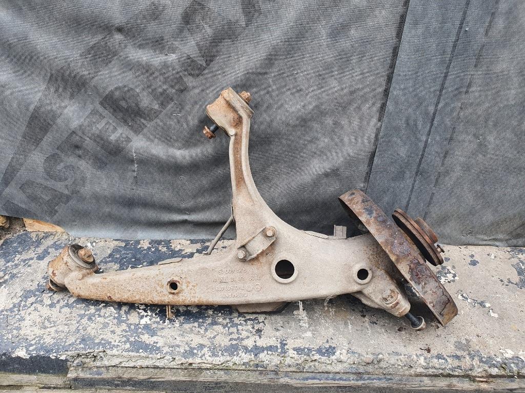 Brat cu fuzeta stanga spate VOLKSWAGEN TRANSPORTER IV Bus 70XB, 70XC, 7DB, 7DW, 7DK 1990 - 2 2.5 2.5 AAF, ACU, AEN, AEU 7H0501413D