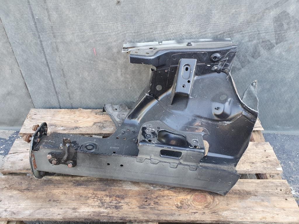 Lonjeron si semi aripa dreapta  VOLKSWAGEN PASSAT Variant 3B6 2000 - 2005 3C0803106