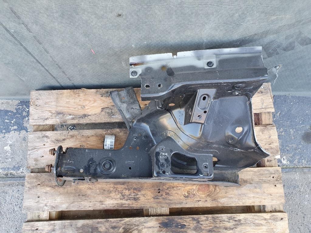 Lonjeron si semi aripa dreapta  VOLKSWAGEN PASSAT Variant 3B6 2000 - 2005 3C0803106