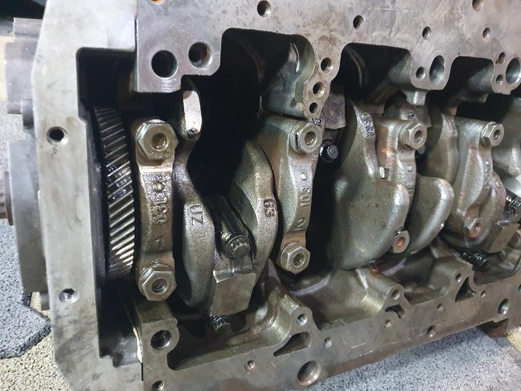Bloc motor ambielat  VOLKSWAGEN AMAROK 2H_, S1B 2010 - > 2.0 TDI CDBA, CNFA 03L100038