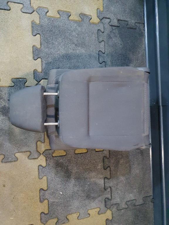Scaun pasager stanga VOLKSWAGEN TOURAN 1T1, 1T2 2003 - 2010 2.0 TDI BMM  1T0883063D