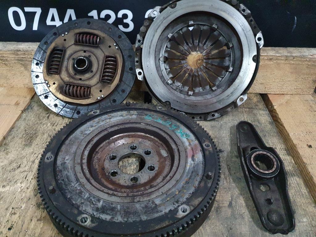 Kit ambreiaj 5 trepte manual  SKODA ROOMSTER 5J 2006 - 2015 1.4 TDI BMS, BNV