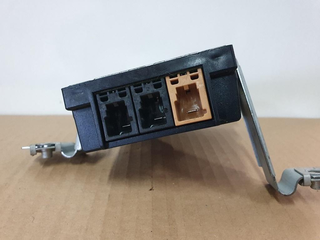 Modul antena radio AUDI A3 II 8P1 2003 - 2013 8P4035225