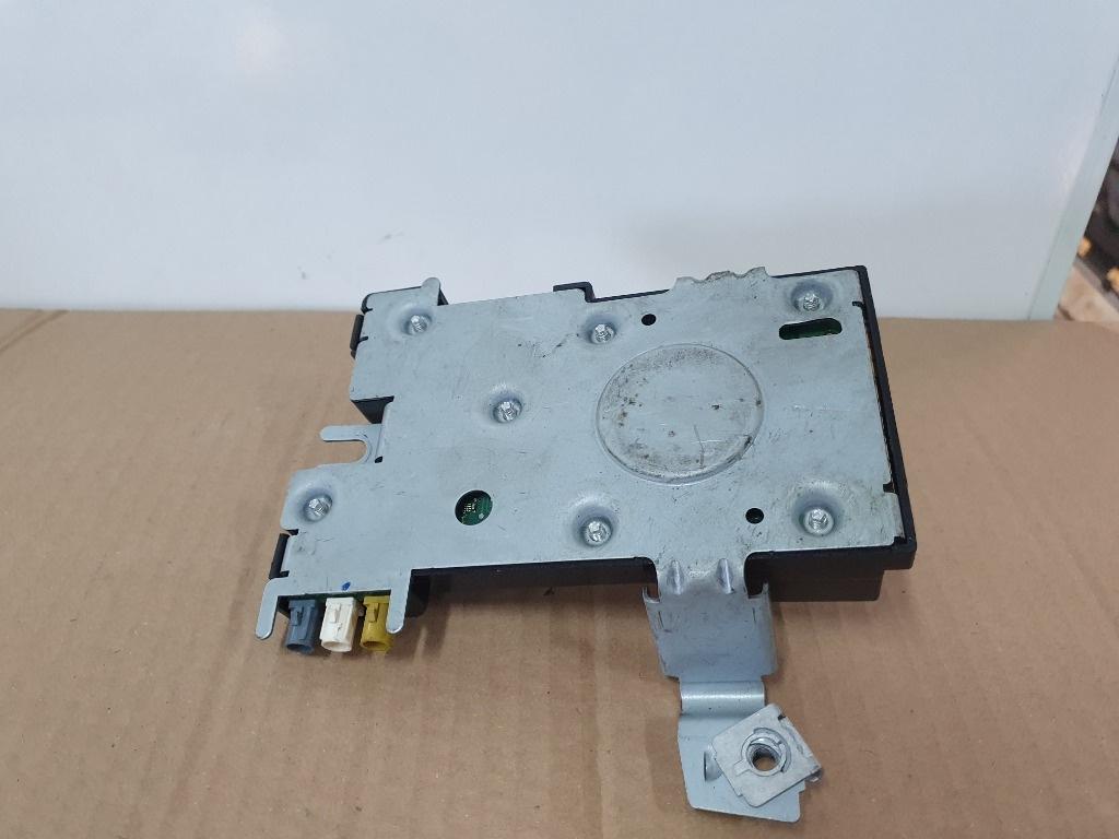 Modul antena radio AUDI A3 II 8P1 2003 - 2013 8P4035225