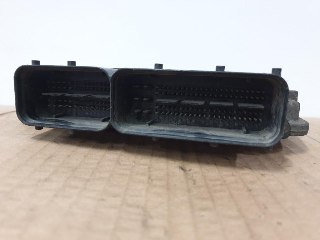 Calculator motor ALFA ROMEO 145 930_ 1994 - 2001 2.0 16V Quadrifoglio AR 32301 BOSCH 0281010988   55194380