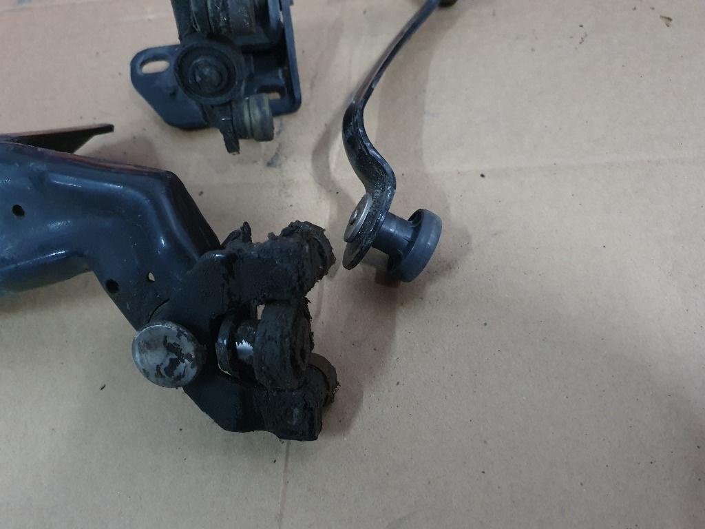 Role usa culisanta dreapta  CITROËN BERLINGO Box M_ 1996 - 2011 1.6 HDI 75 9HW (DV6BTED4), DV6B