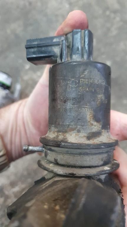 Supapa EGR VOLKSWAGEN GOLF IV 1J1 1997 - 20071.4 16V AHW, AKQ, APE, AXP, BCA 036131503M