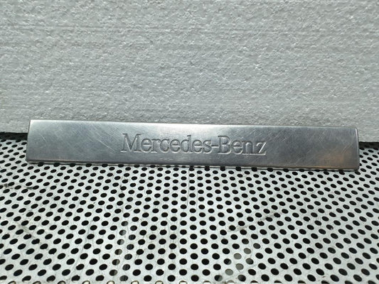 Ornament prag dreapta spate MERCEDES-BENZ M-CLASS W163 1998 - 2005 2.7 ML 270 CDI OM 612.963  A1636861620