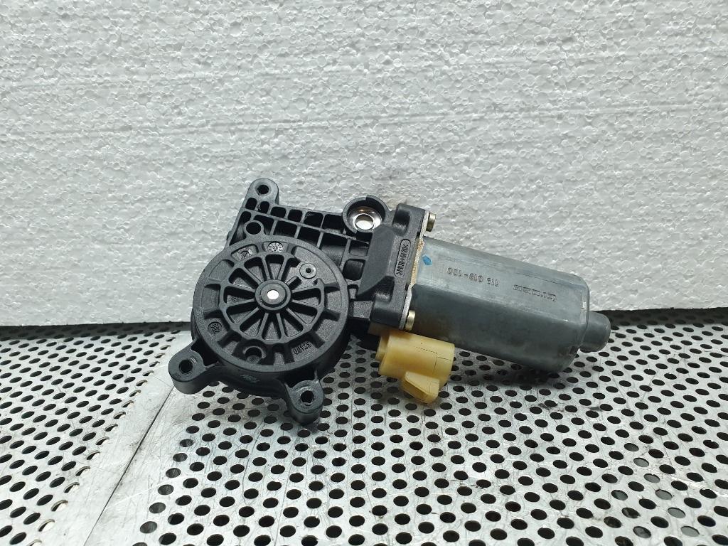 Motoras macara geam dreapta spate MERCEDES-BENZ M-CLASS W163 1998 - 2005 2.7 ML 270 CDI OM 612.963 9137041093