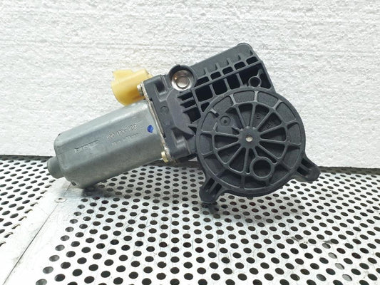 Motoras macara geam dreapta fata MERCEDES-BENZ M-CLASS W163 1998 - 2005 2.7 ML 270 CDI OM 612.963  6004PA1033