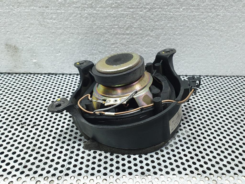Boxa usa stanga spate MERCEDES-BENZ M-CLASS W163 1998 - 2005 2.7 ML 270 CDI OM 612.963  A1638201702