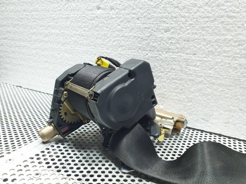 Centura siguranta dreapta fata  MERCEDES-BENZ M-CLASS W163 1998 - 2005 2.7 ML 270 CDI OM 612.963 A1638602085
