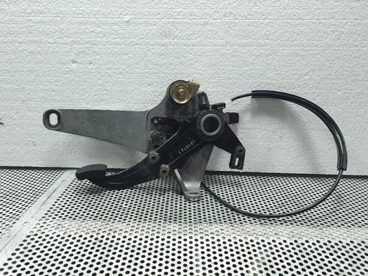 Pedala frana de mana  MERCEDES-BENZ M-CLASS W163 1998 - 2005 2.7 ML 270 CDI OM 612.963 2024270101