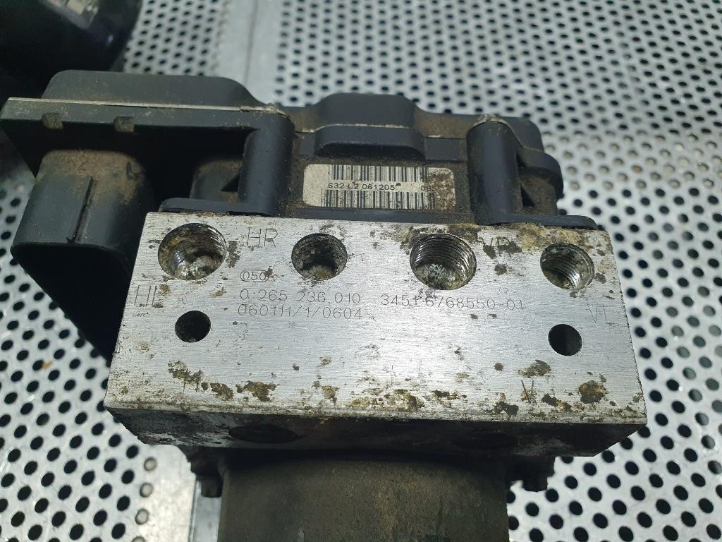 Modul unitate de control ABS BMW 5 E60 2001 - 20103.0 530 d M57 D30 (306D2) BOSCH 0265236010 34516774000-01  34516768550-01