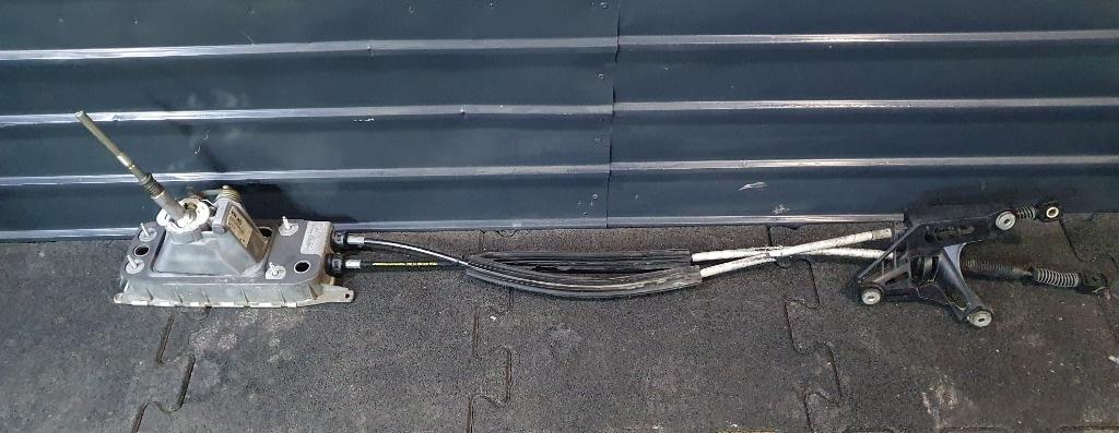 Cablu timonerie schimbator de viteze SKODA OCTAVIA 1Z3 2004 - 2013 TDI BJB, BKC, BLS, BXE 1K0711061B