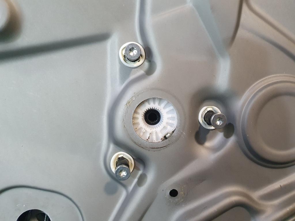 Macara geam stanga spate SKODA OCTAVIA 1Z3 2004 - 2013 1.9 TDI BJB, BKC, BLS, BXE 1Z0839655C