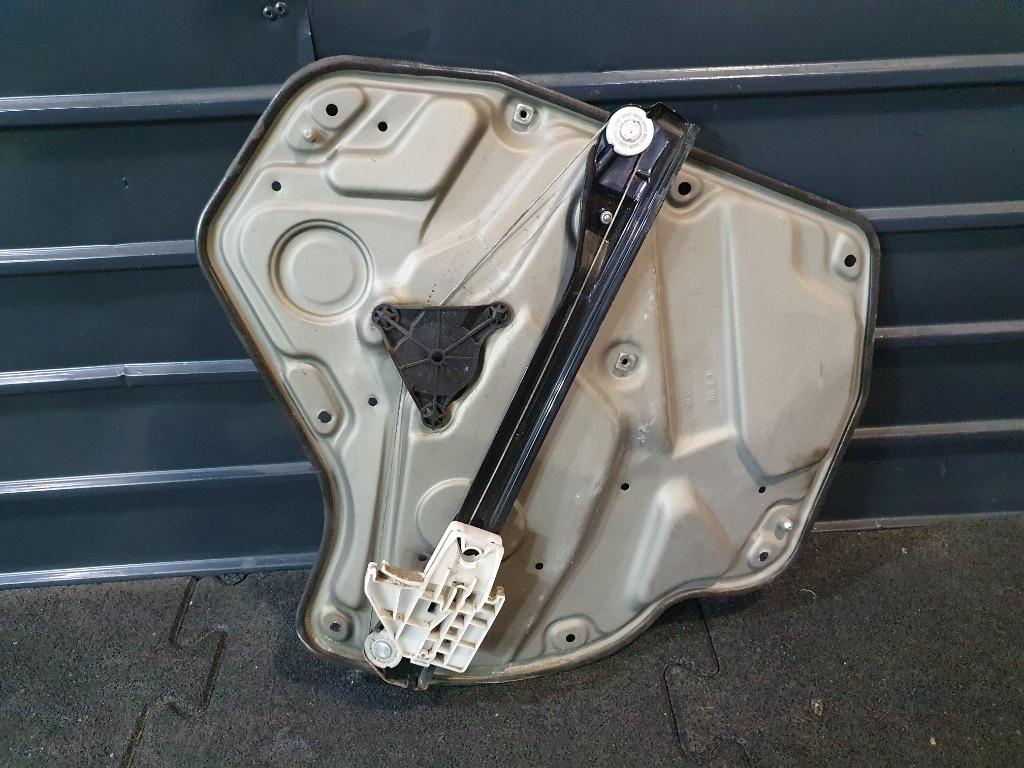 Macara geam stanga spate SKODA OCTAVIA 1Z3 2004 - 2013 1.9 TDI BJB, BKC, BLS, BXE 1Z0839655C