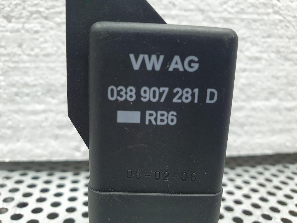 Releu bujii  SKODA OCTAVIA 1Z3 2004 - 2013 1.9 TDI BJB, BKC, BLS, BXE BOSCH  0281003038  038907281D