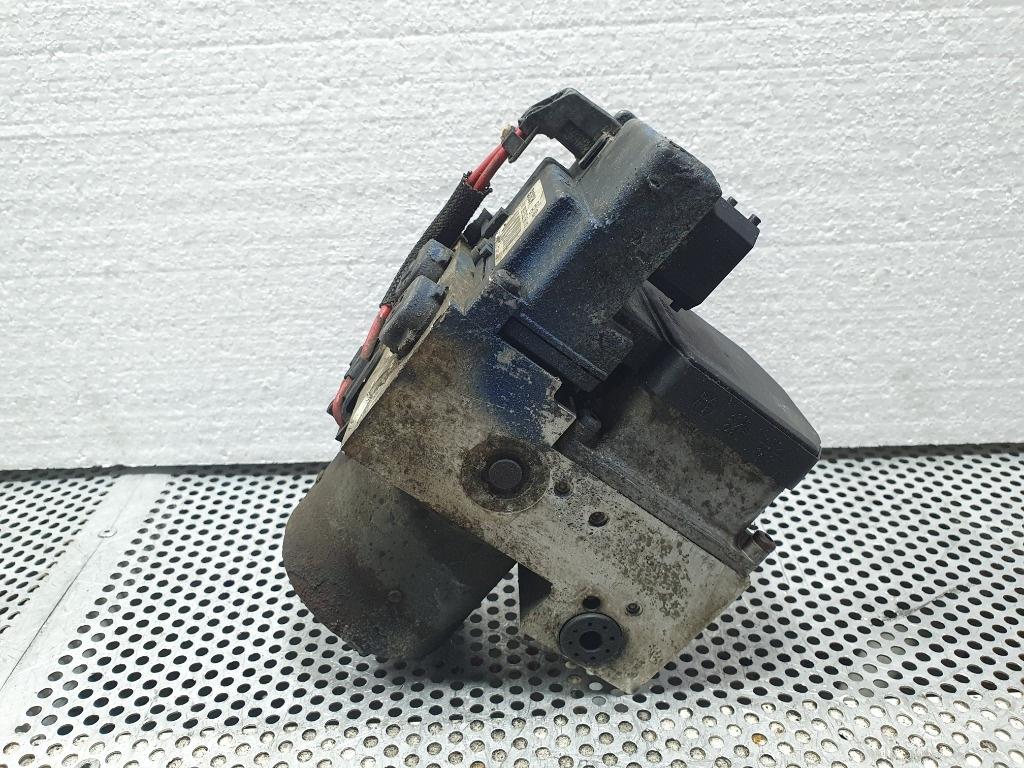Modul unitate de control ABS FORD TRANSIT Box E_ _ 1994 - 20002.0 2.0 2.0 NSF, NSG BOSCH 0265220538