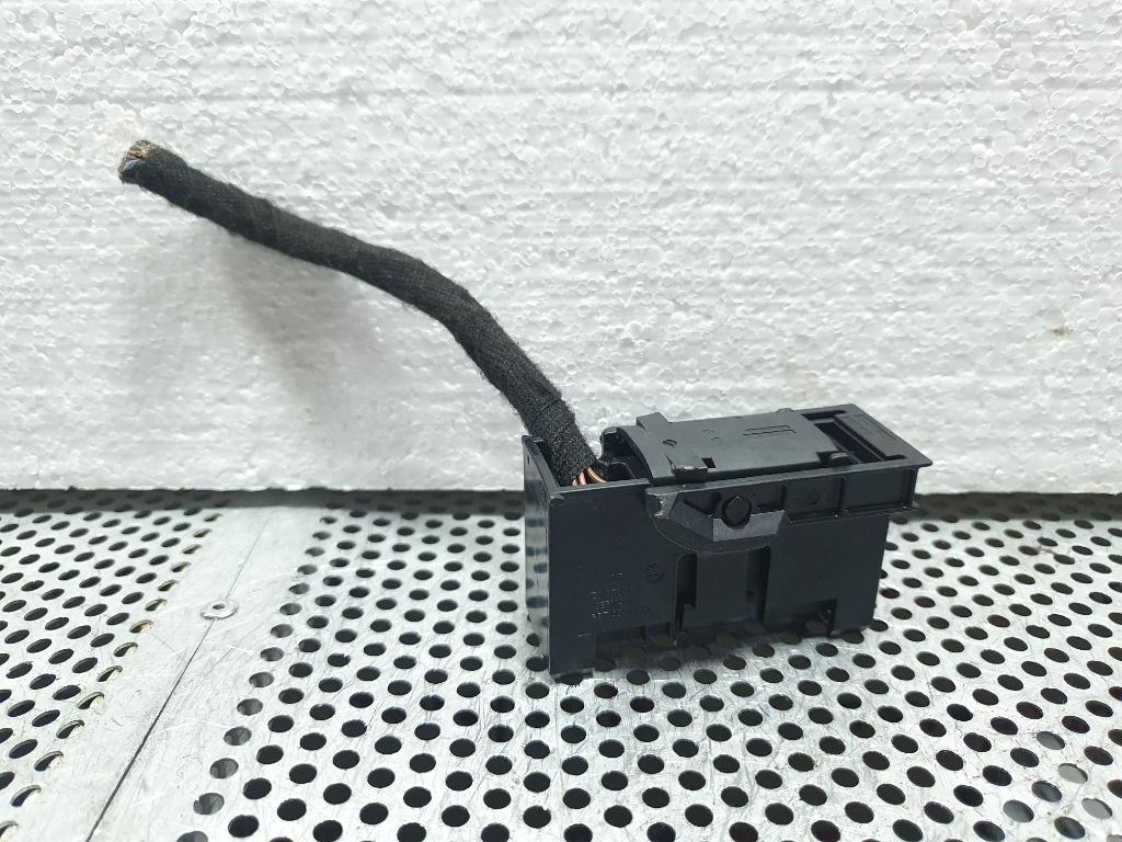 Conector mufa ceasuri bord SKODA OCTAVIA 1Z3 2004 - 2013 1.9 TDI BJB, BKC, BLS, BXE  1Z0972977
