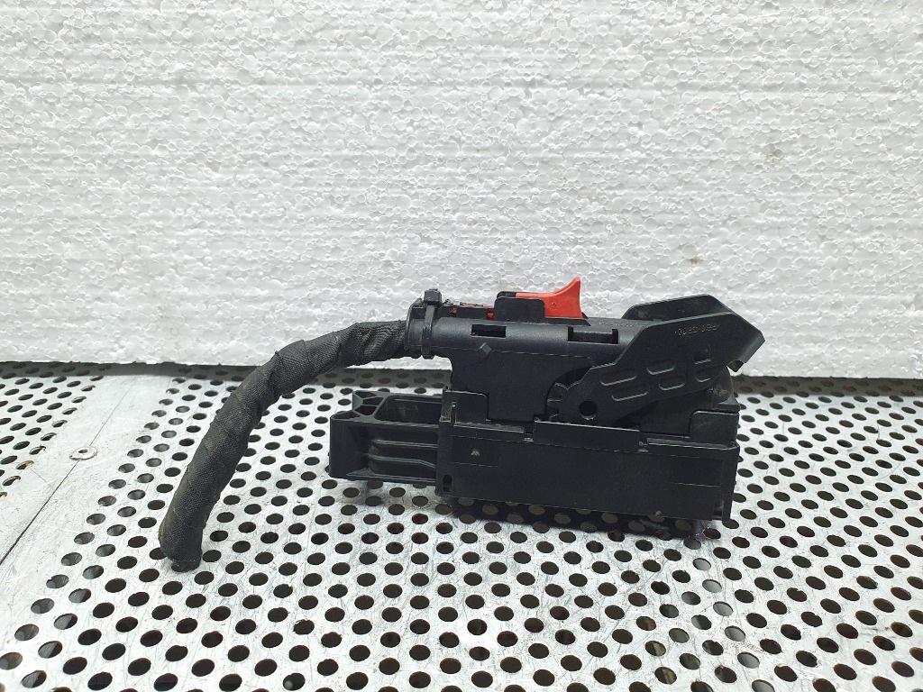 Conector mufa unitate ABS  SKODA OCTAVIA 1Z3 2004 - 2013 1.9 TDI BJB, BKC, BLS, BXE 1K0937026
