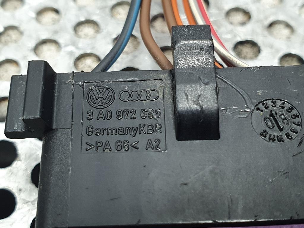 Conector mufa diagnoza  SKODA OCTAVIA 1Z3 2004 - 2013 1.9 TDI BJB, BKC, BLS, BXE 3A0972695