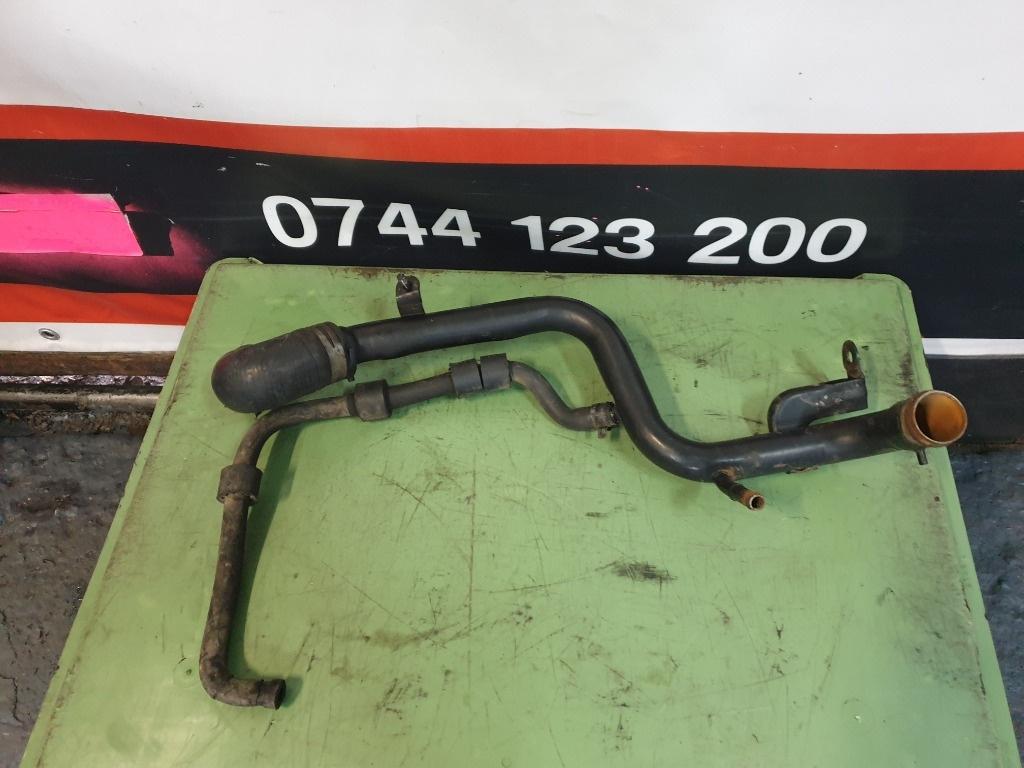 Conducta apa motor  AUDI A4 II Avant 8E5, B6 2000 - 2005 1.9 TDI AVF, AWX 038121071S