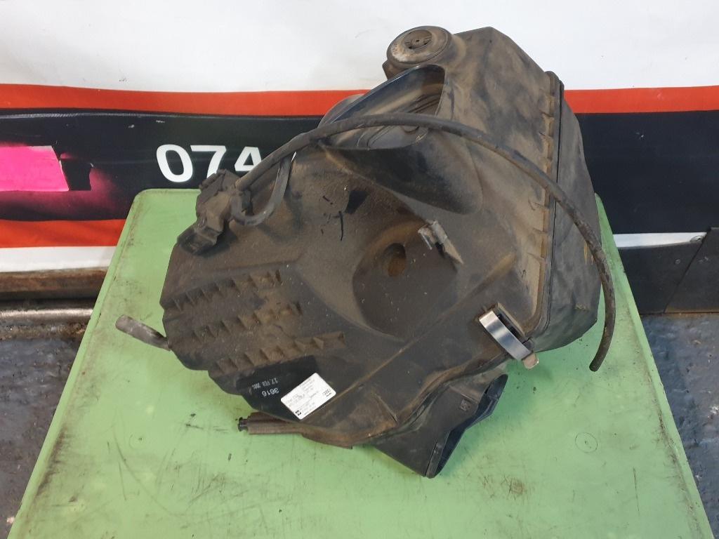Carcasa filtru aer AUDI A6/S6 III Saloon 4F2, C6 2004 - 2011, Sedan 3.0 TDI quattro BMK  059133835E